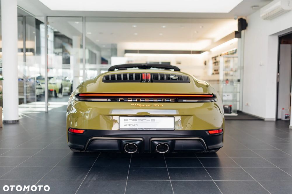 Porsche 911 Carrera T-Hybrid Spirit 70 - 14