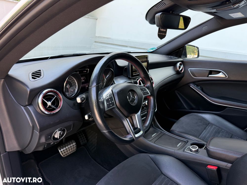 Mercedes-Benz CLA 220 CDI 7G-DCT AMG Line - 31