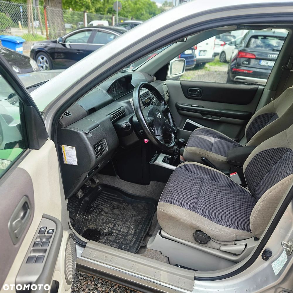 Nissan X-Trail 2.2 dCi Elegance - 14