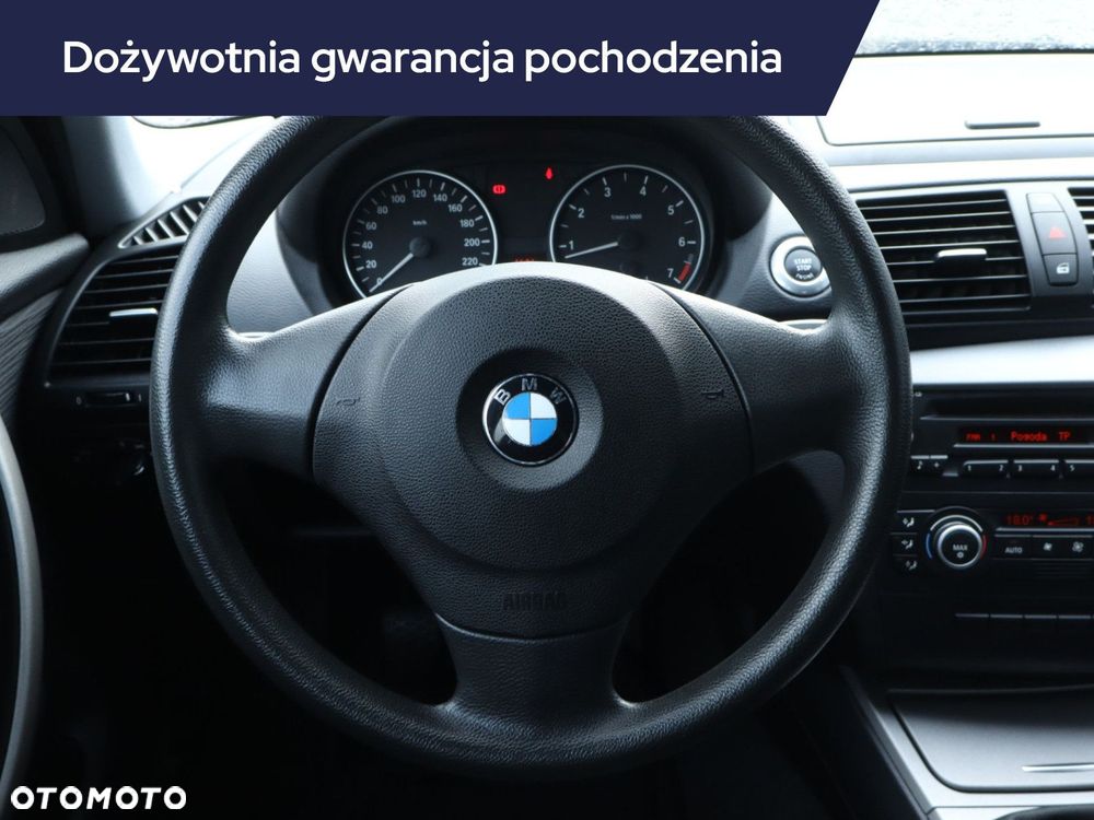 BMW Seria 1 - 21