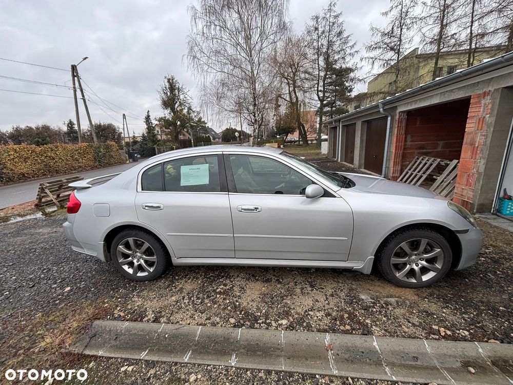 Infiniti G 3.5 AWD - 4