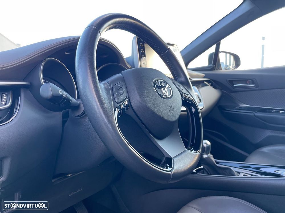 Toyota C-HR - 12