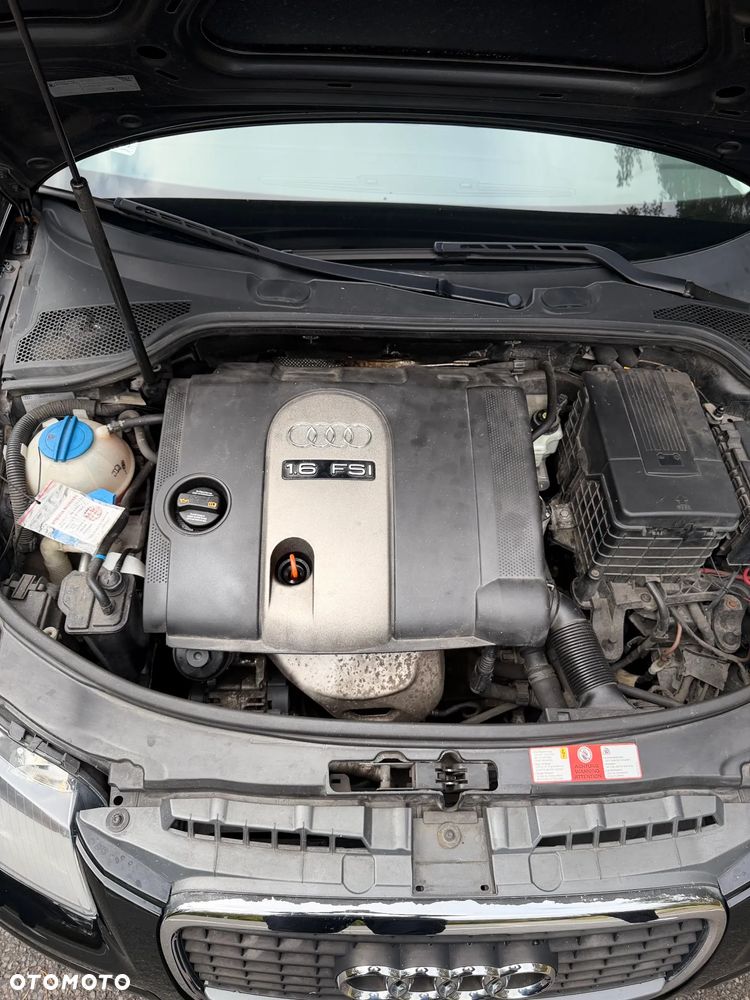 Audi A3 Sportback 1.6 FSI Ambition - 25