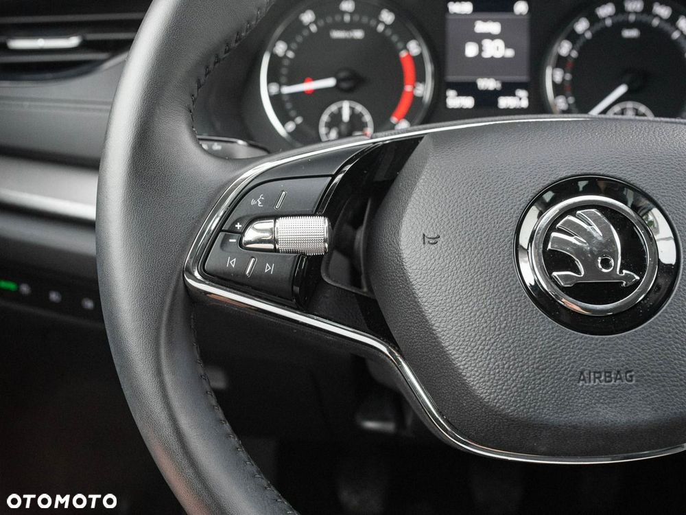 Skoda Octavia 1.5 TSI Ambition - 14
