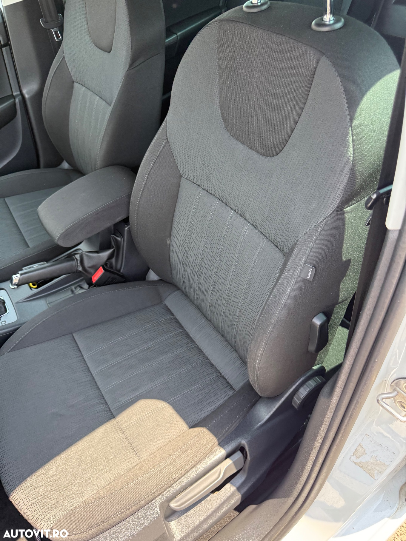 Skoda Octavia Combi 2.0 TDI DSG Style - 20