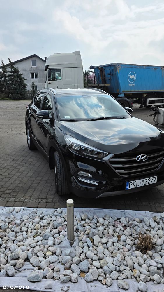 Hyundai Tucson 1.7 CRDI BlueDrive Comfort 2WD - 4