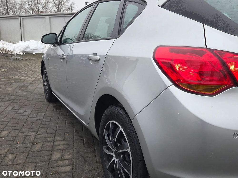 Opel Astra 1.6 Active - 14