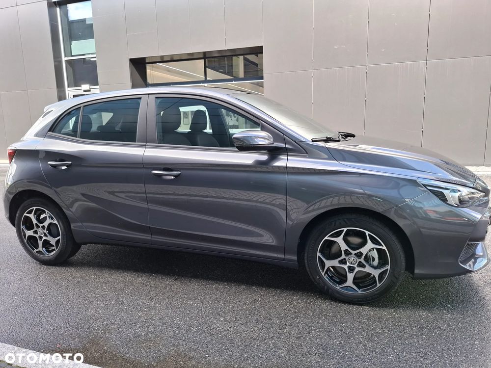 MG MG3 1.5 Excite - 4