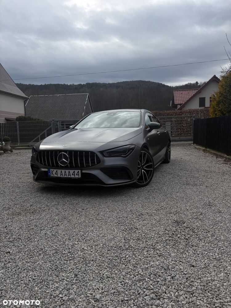 Mercedes-Benz CLA - 5