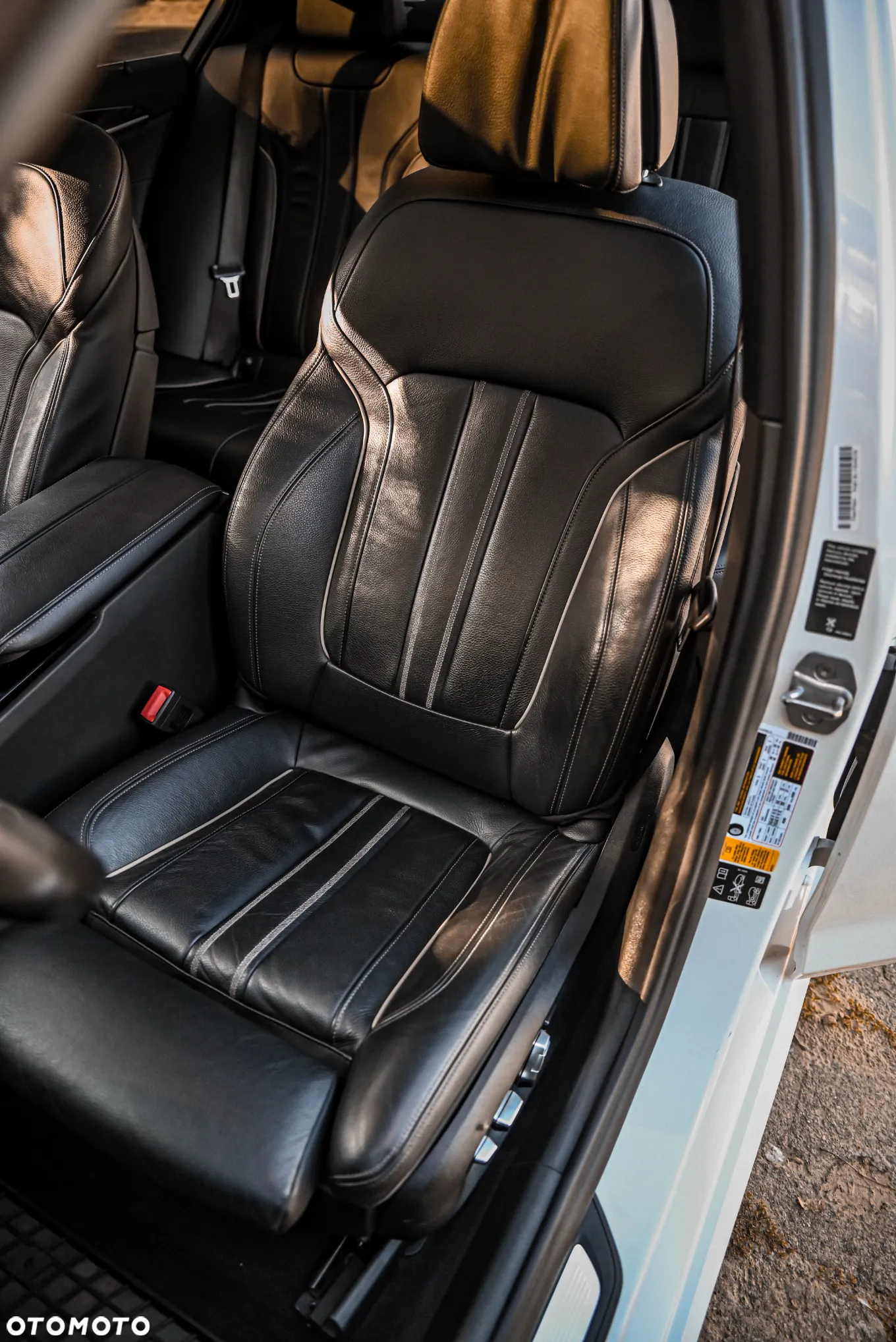 BMW Seria 5 540i xDrive M Sport sport - 28