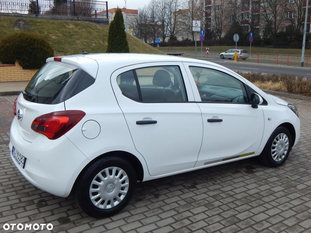 Opel Corsa 1.4 16V Cosmo - 8
