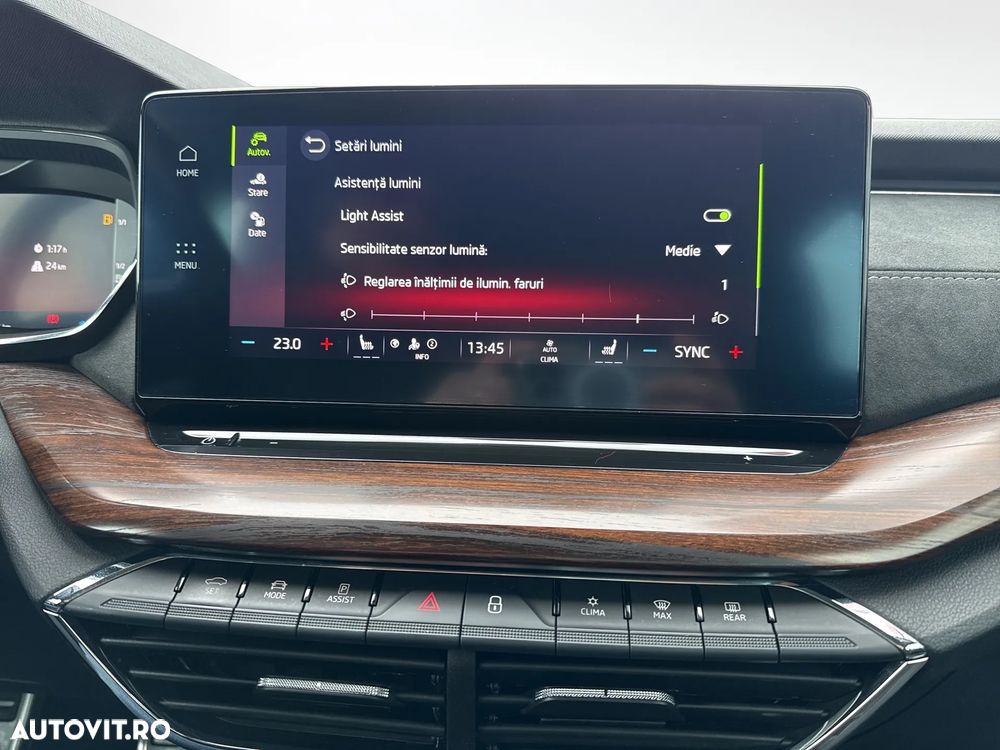 Skoda Octavia 2.0 TDI DSG 4X4 Scout - 29