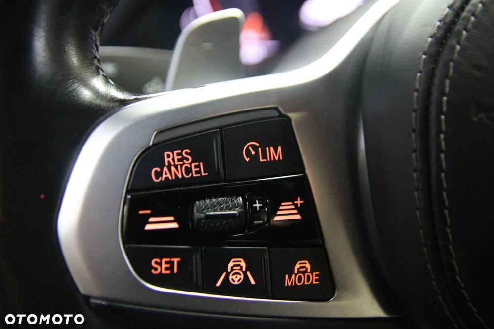 BMW X5 xDrive25d - 18