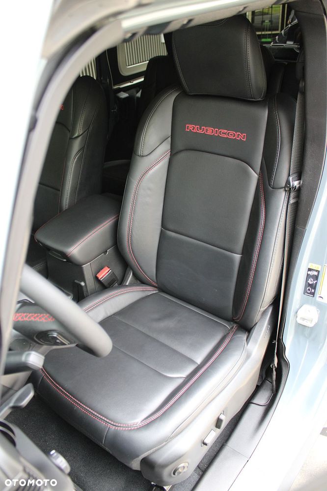Jeep Wrangler - 15