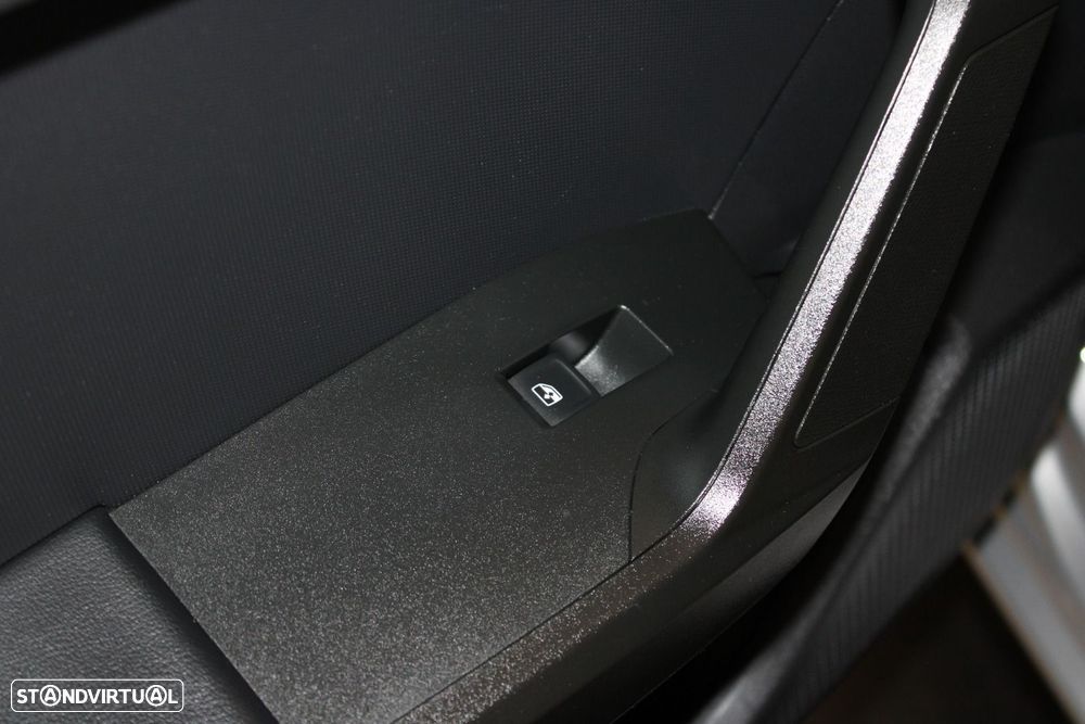 SEAT Leon ST 1.0 TSI Style - 27