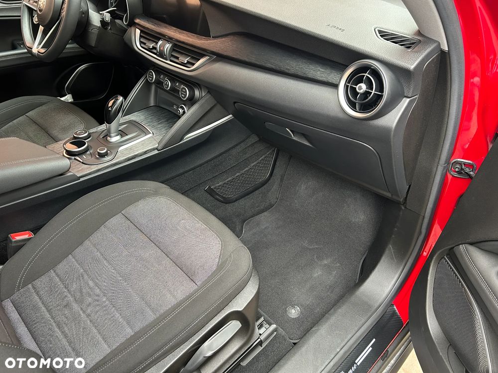 Alfa Romeo Stelvio 2.0 Turbo Business Q4 - 16