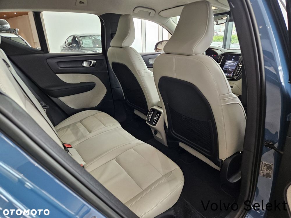 Volvo XC 40 - 36