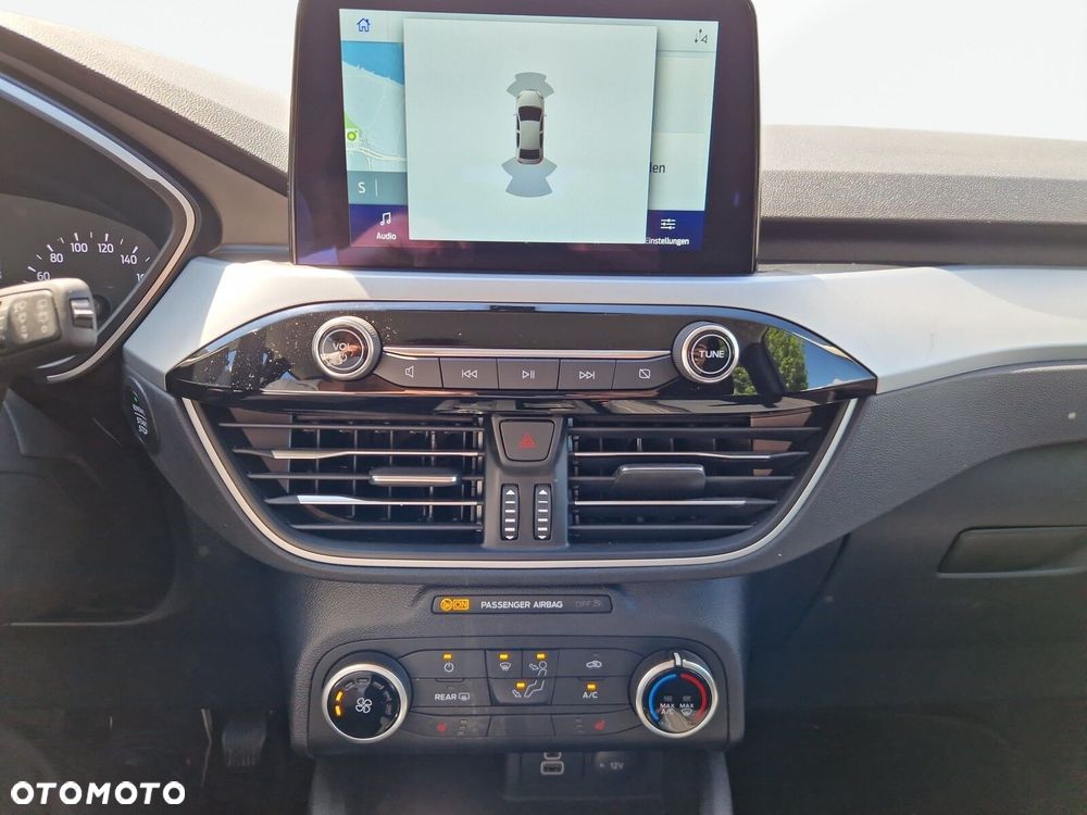 Ford Kuga - 37