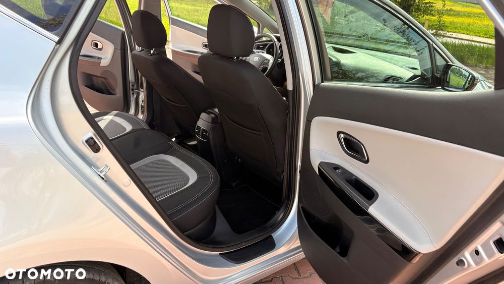 Kia Ceed 1.6 CRDi 136 ISG Platinum Edition - 12