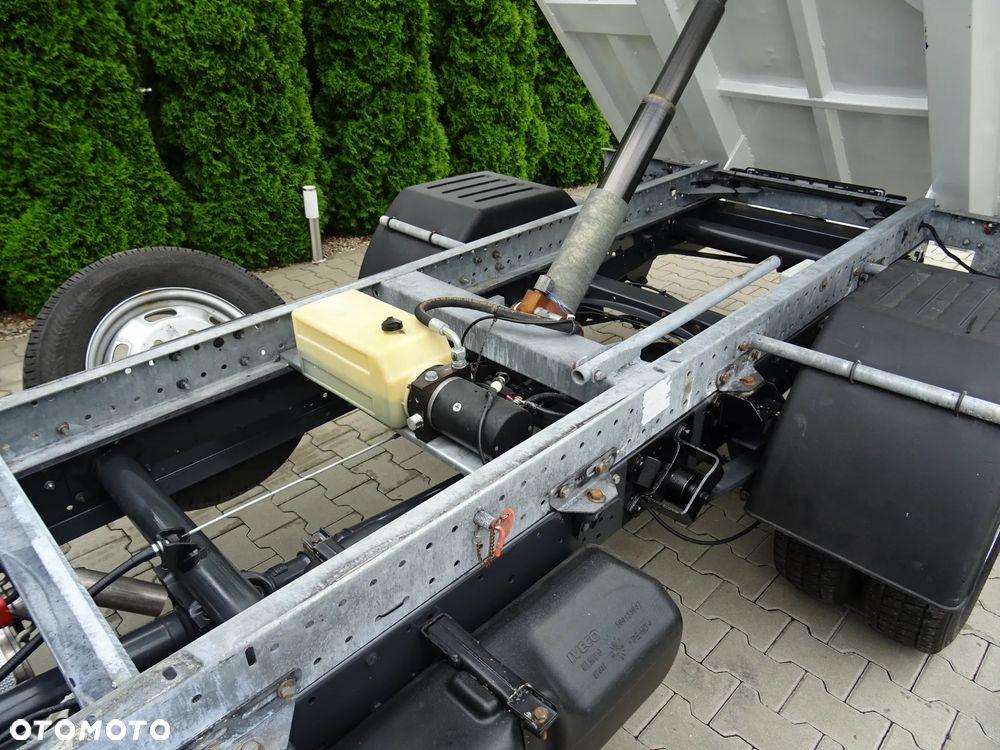 Iveco 35c16 WYWROTKA ORYGINAŁ HAK 160KM KLIMA - 6