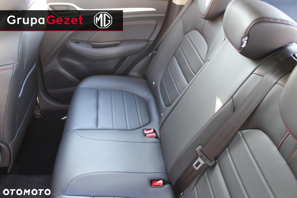 MG ZS - 18