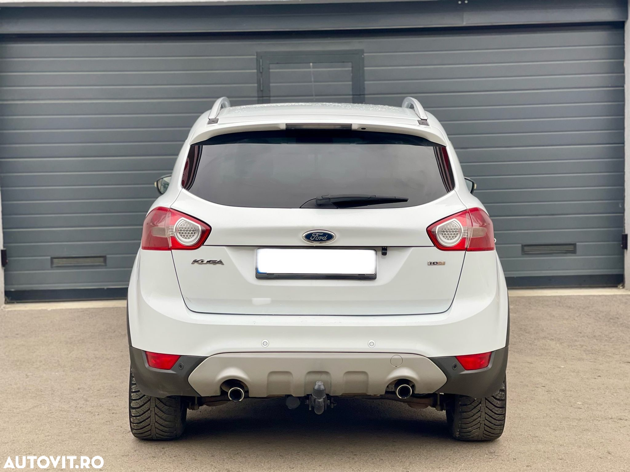 Ford Kuga 2.0 TDCi 2WD Trend - 4