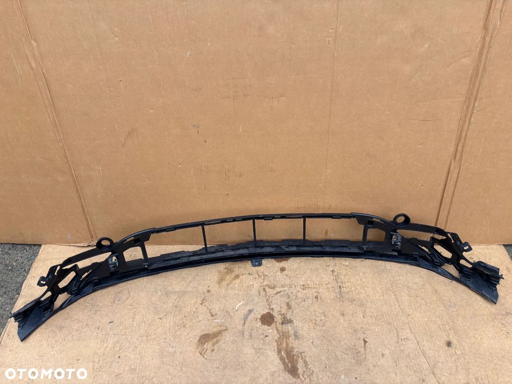 Mercedes E Klasa W213 W238 Lift AMG Środkowa Kratka Zderzaka Przód Przednia Czarna A2138858804 A2138857304 - 5