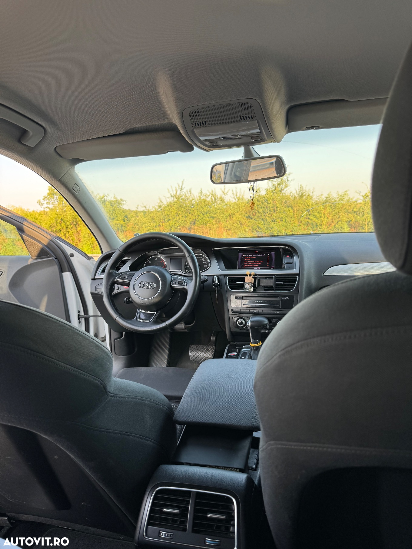 Audi A4 2.0 TDI Multitronic Avant - 4