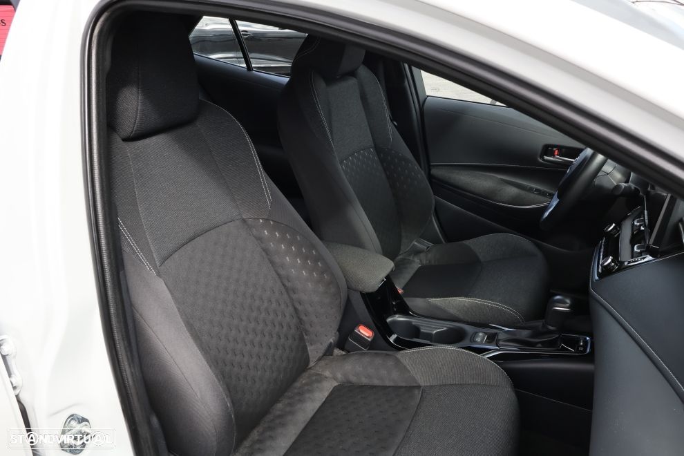 Toyota Corolla 1.8 Hybrid Comfort - 12