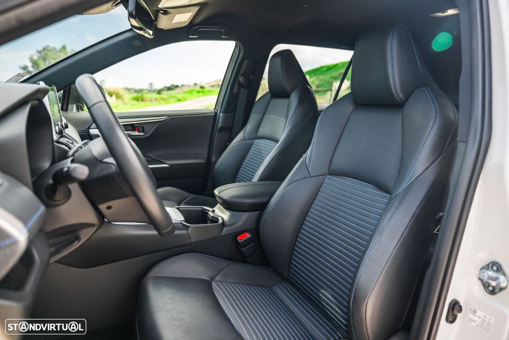 Toyota RAV4 2.5 HDF Square Collection - 14