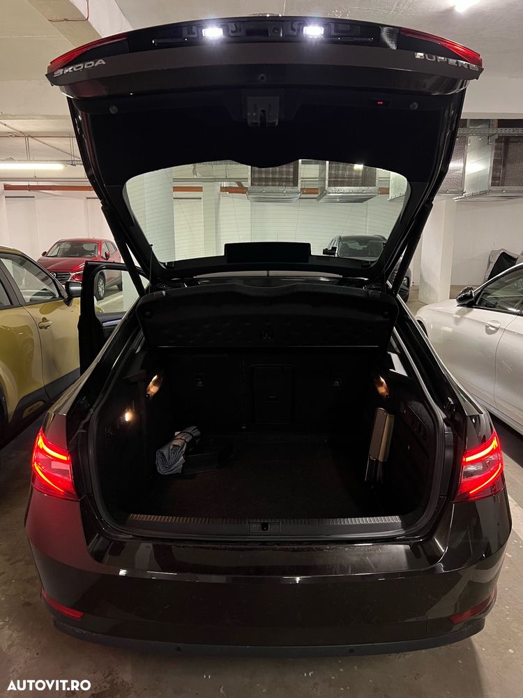 Skoda Superb 2.0 TSI DSG Style - 14
