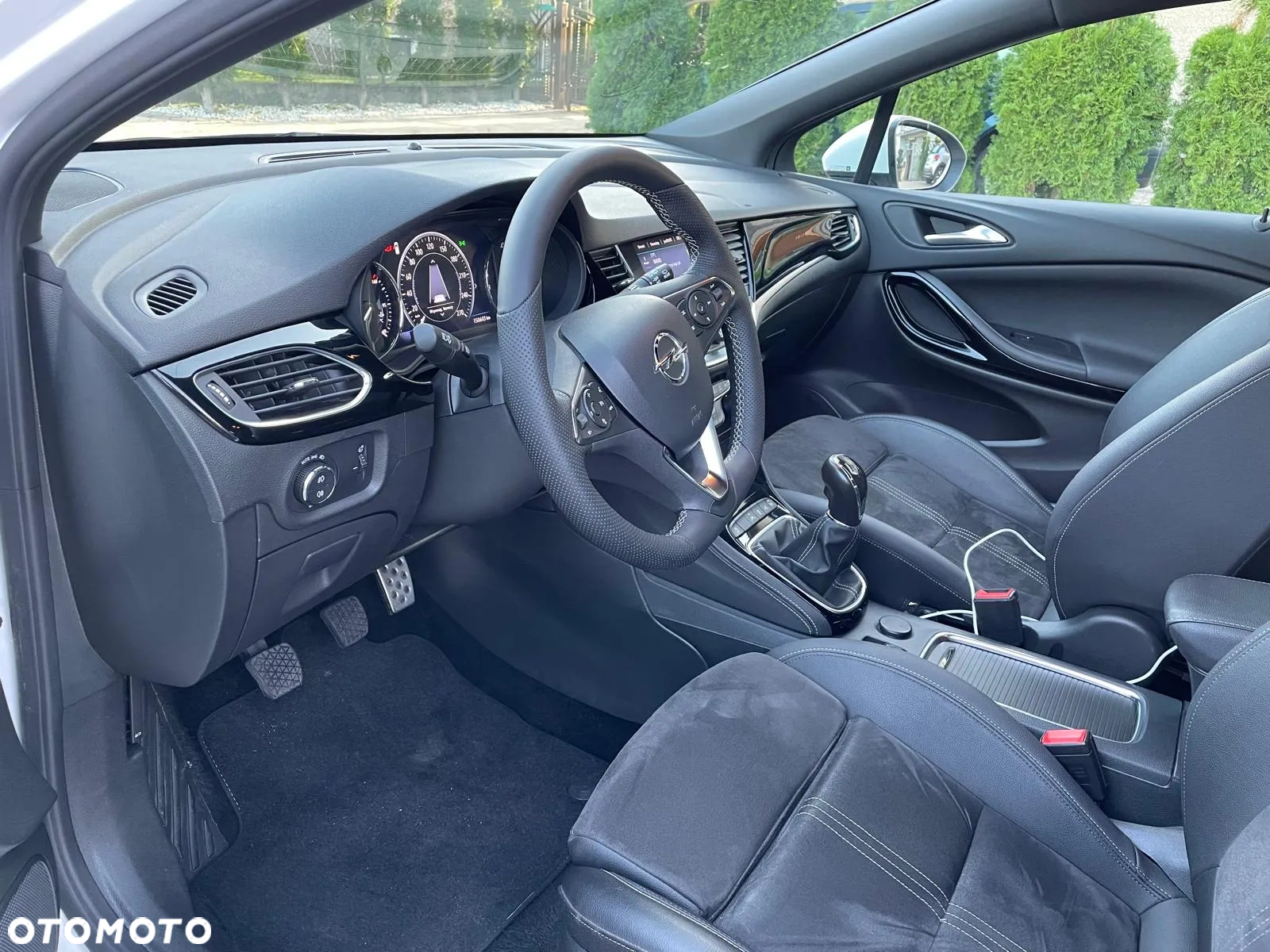 Opel Astra V 1.5 CDTI Ultimate S&S - 4