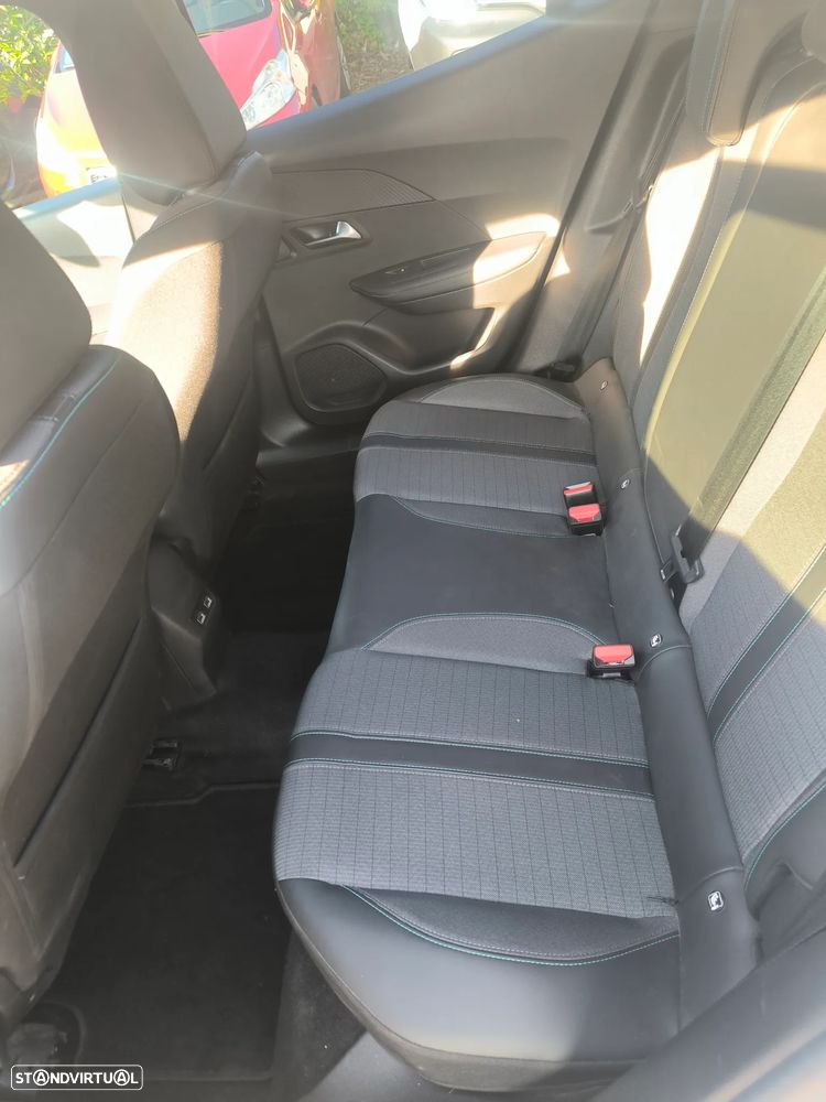 Peugeot 2008 PureTech 130 Allure Pack - 9