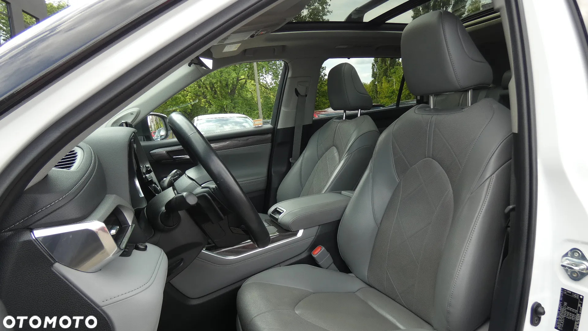 Toyota Highlander 2.5 Hybrid Executive - 14