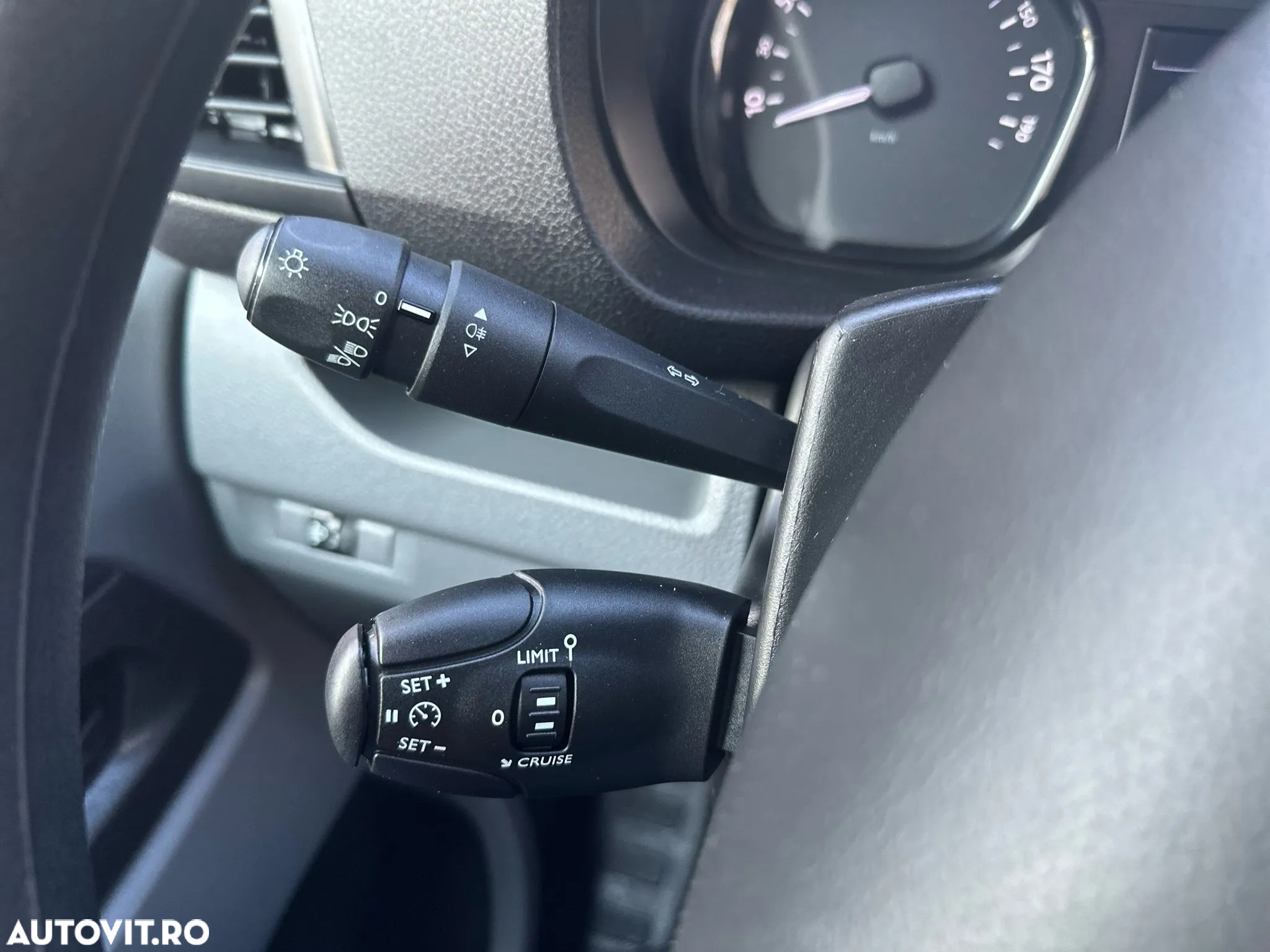 Toyota Proace Verso 1.5 D-4D 120CP 8+1 L2H1 Base - 15