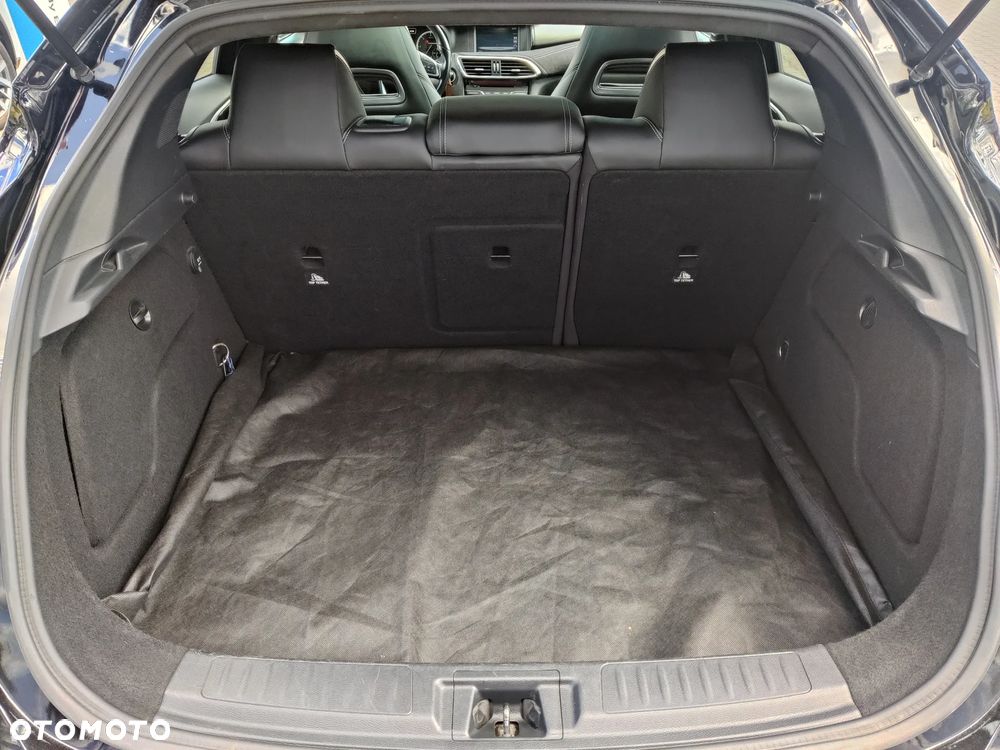 Infiniti Q30 2.2d Sport AWD 7DCT - 16