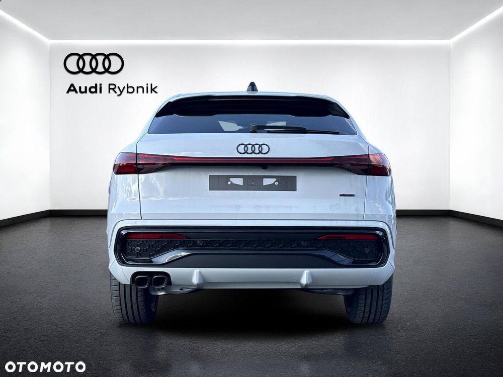 Audi Q5 Sportback - 4