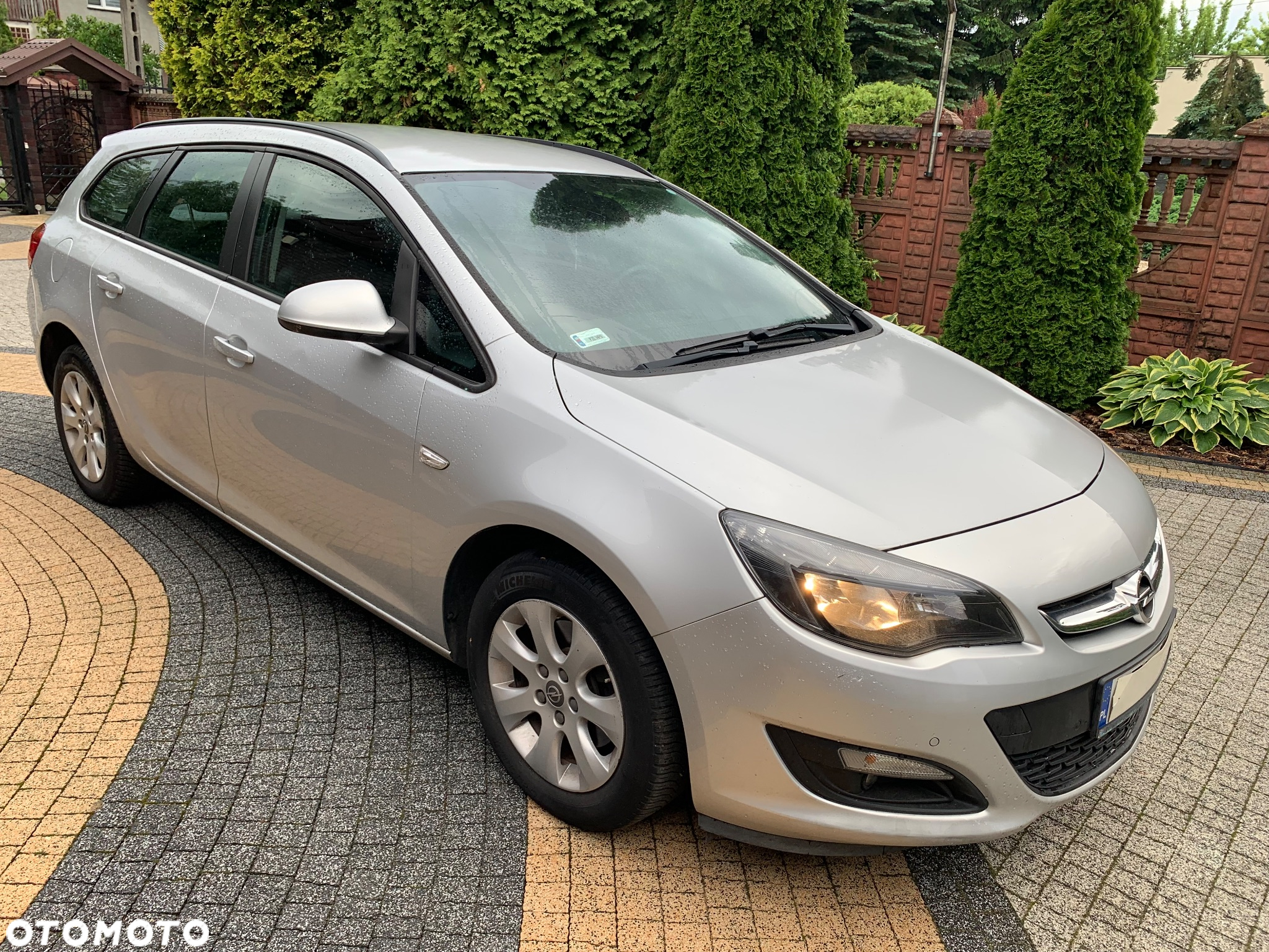 Opel Astra IV 1.6 CDTI Enjoy - 4