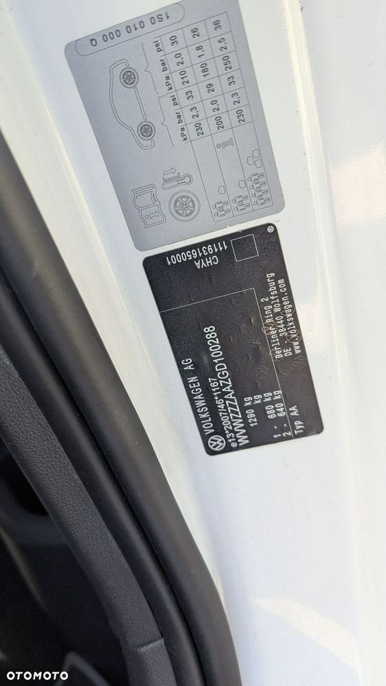 Volkswagen up! 1.0 move - 28