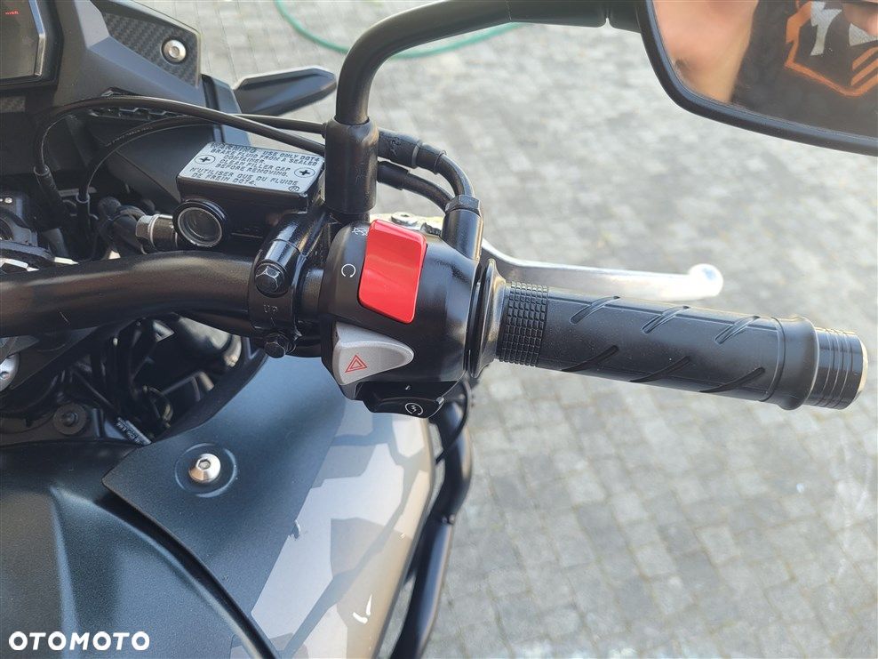 Honda CB - 11