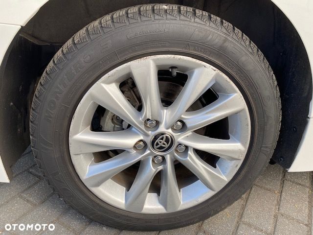 Toyota Corolla 1.8 Hybrid Active - 24