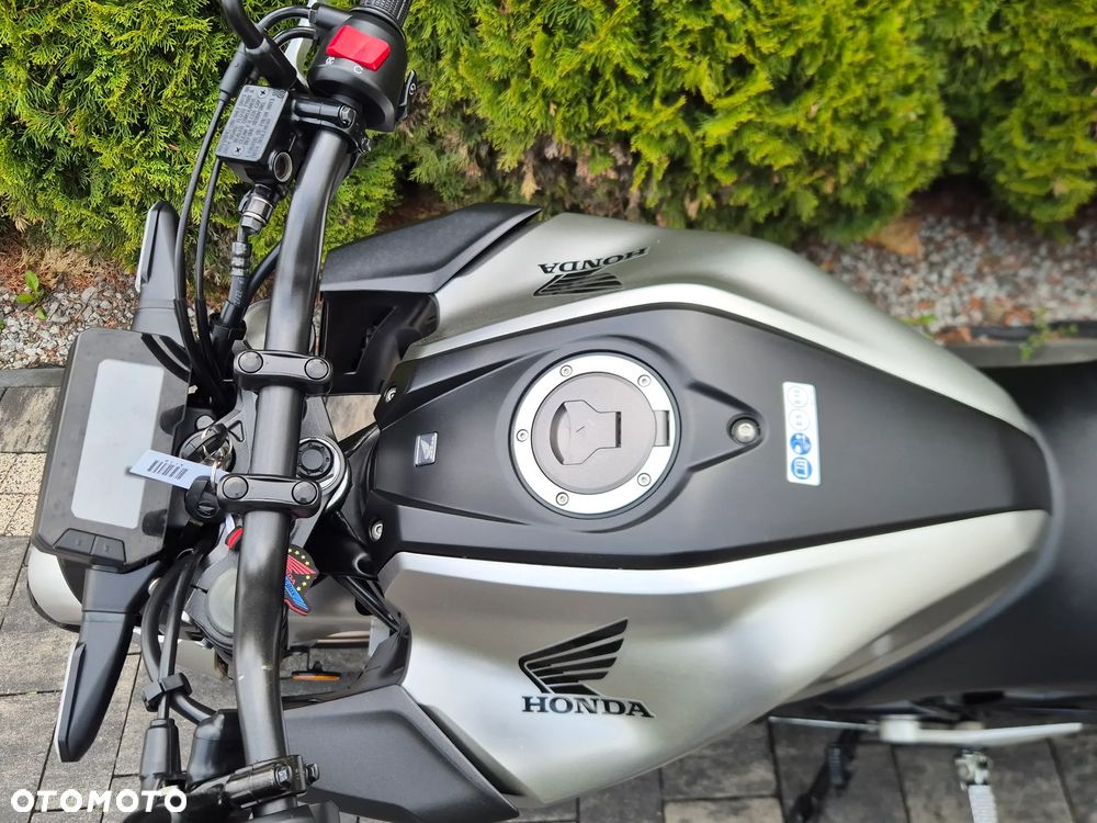 Honda CB - 20