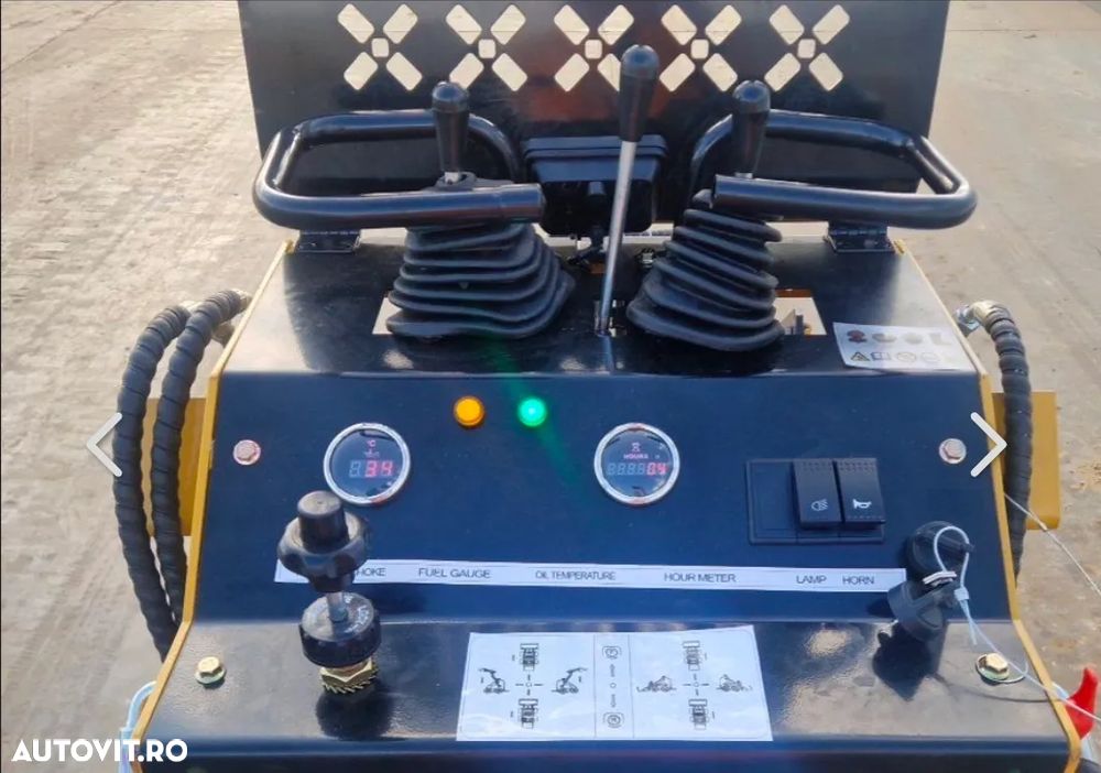 Altul Mini Incarcator nou, 11.7 CP, pe senile - 6