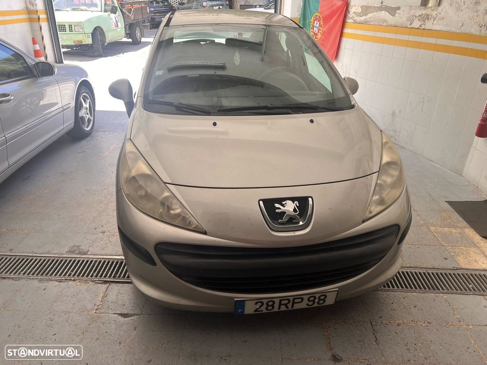 Peugeot 207 70 HDi FAP Filou - 4