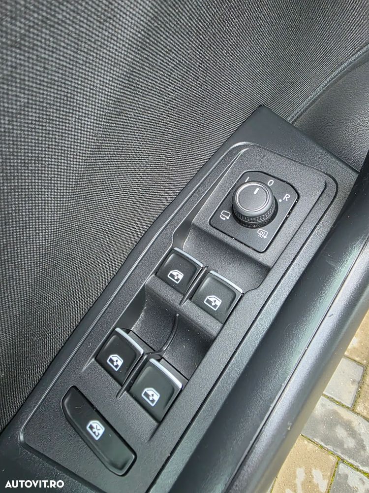 Volkswagen T-Roc 1.0 TSI Life - 9