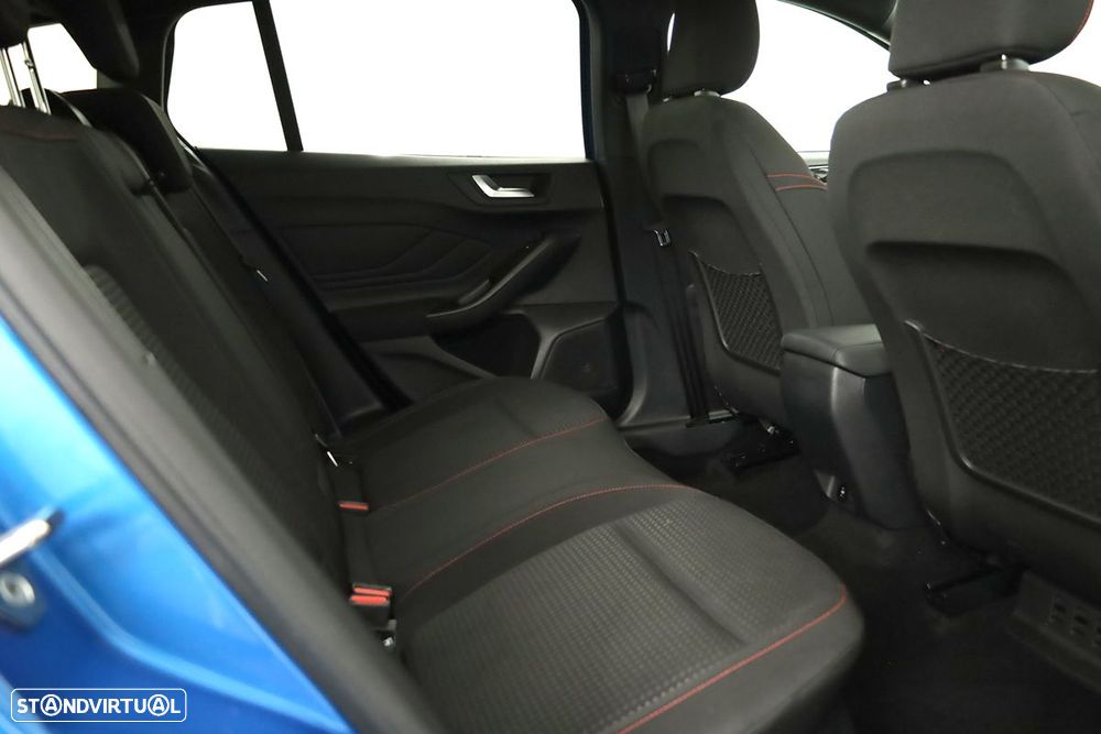 Ford Focus SW 1.0 EcoBoost MHEV ST-Line Aut. - 22