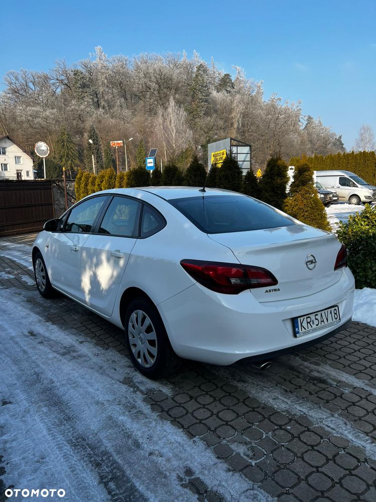 Opel Astra - 10