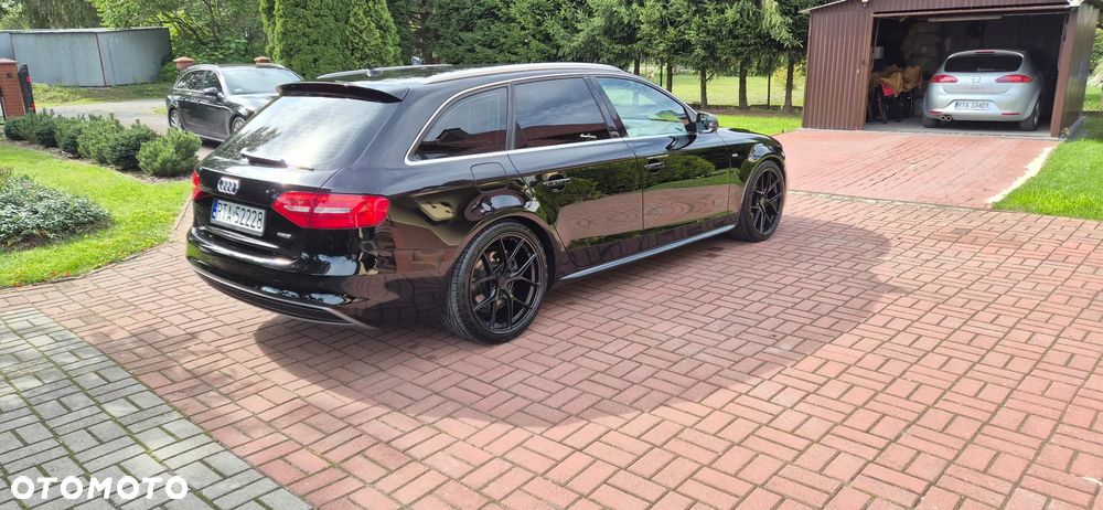 Audi A4 Avant 2.0 TDI Quattro S tronic - 4