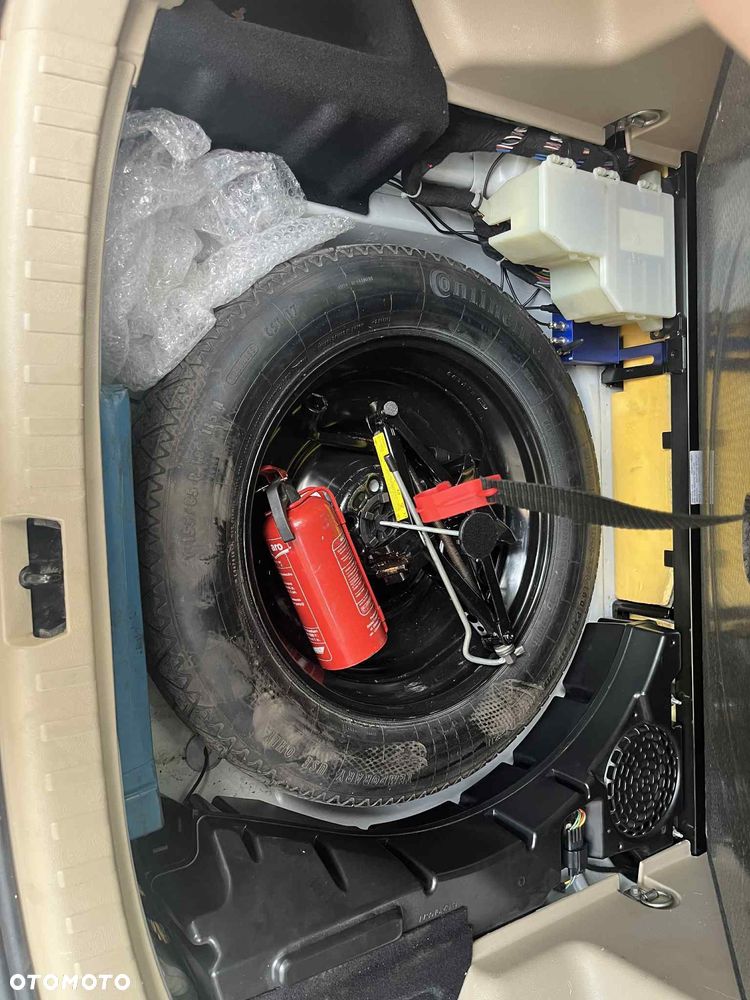 Land Rover Freelander II 3.2 i6 HSE - 3