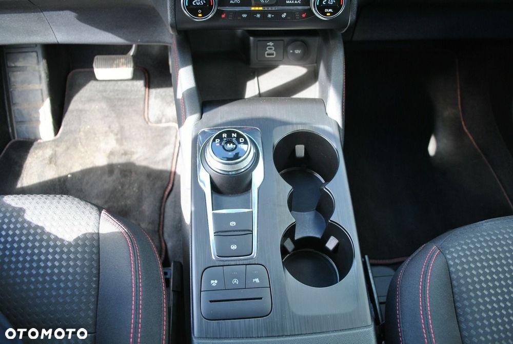 Ford Kuga 2.0 EcoBlue 4x4 ST-LINE - 22
